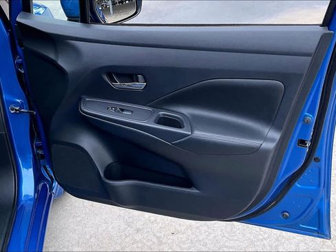 Used 2020 Nissan Versa SV image 21