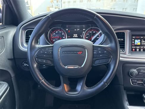 Used 2020 Dodge Charger SXT image 18