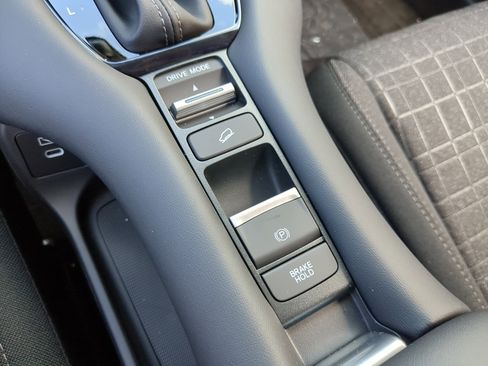 New 2027 Honda HR-V LX image 26
