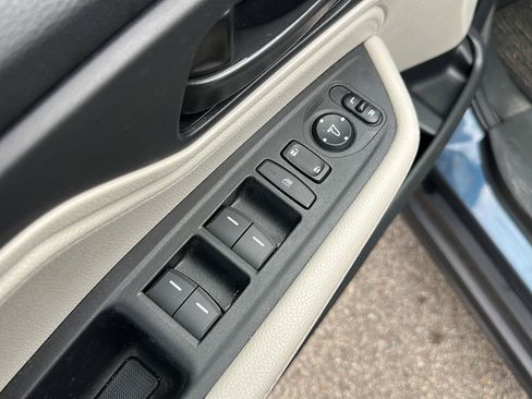 Used 2025 Honda Odyssey EX-L image 11