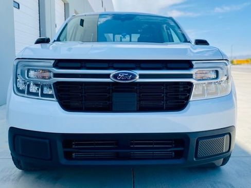 Certified 2024 Ford Maverick Lariat w/ 4K Tow Package AWD/4WD image 2