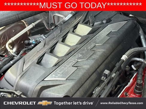 Used 2024 Chevrolet Corvette Stingray Coupe RWD image 30