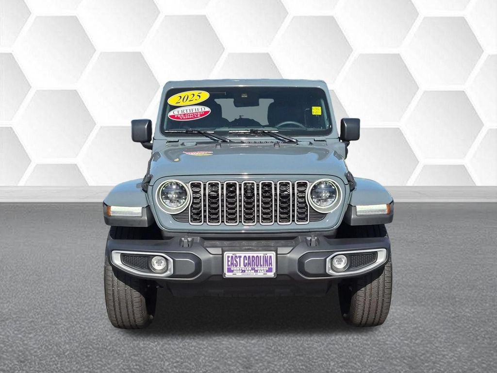 Certified 2025 Jeep Wrangler Unlimited Sahara w/ Technology Group AWD/4WD image 8