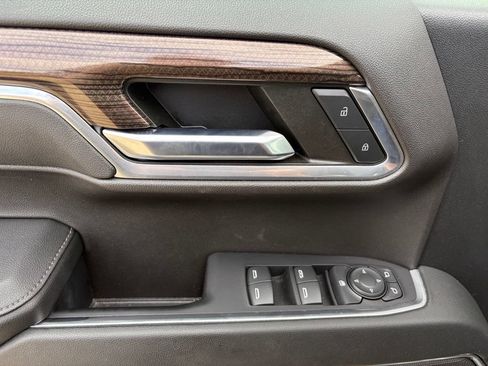 Used 2023 Chevrolet Silverado 1500 LT AWD/4WD image 11