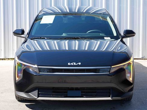 Used 2025 Kia K4 EX image 42