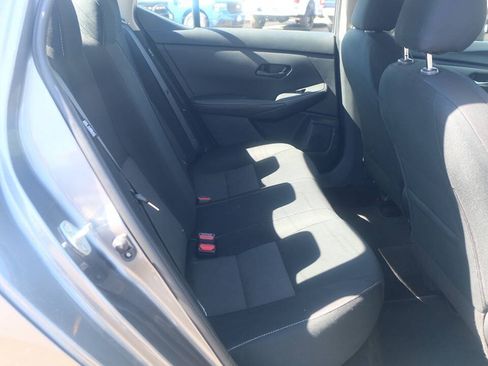 Used 2024 Nissan Sentra SV FWD image 13