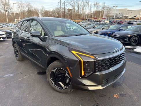 New 2026 Kia Sportage EX image 1