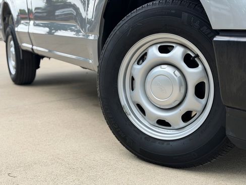 Used 2023 Ford F150 XL RWD image 2