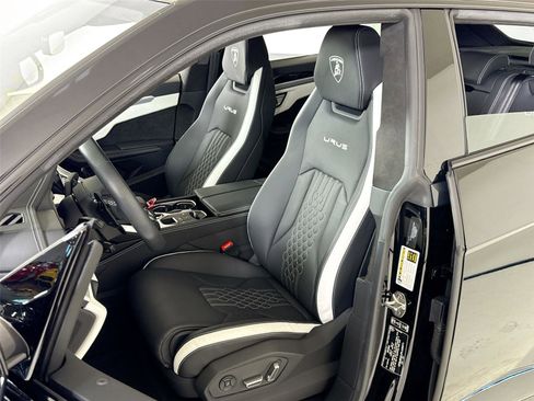 Used 2023 Lamborghini Urus S image 14