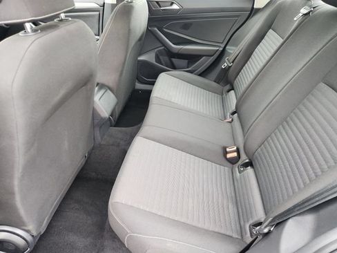 Used 2024 Volkswagen Jetta SE FWD image 25