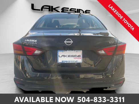 Used 2024 Nissan Altima 2.5 SV image 5