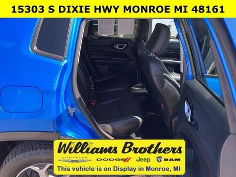 Certified 2022 Jeep Compass Trailhawk w/ Trailhawk Convenience Group image 29