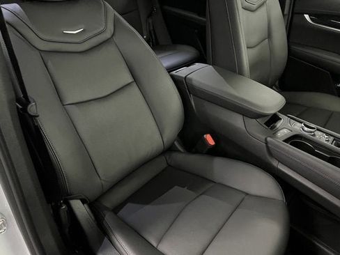 New 2025 Cadillac XT6 Premium Luxury w/ LPO, Floor Liner Package image 18