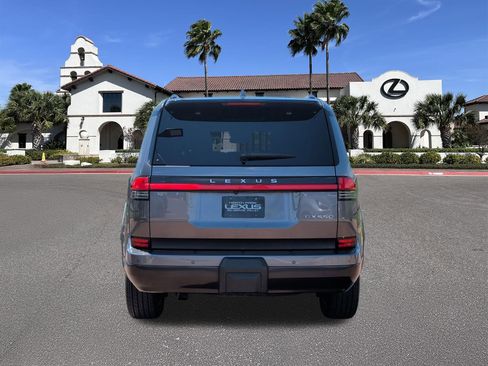 Certified 2025 Lexus GX 550 w/ Accessory Package (2T) AWD/4WD image 3