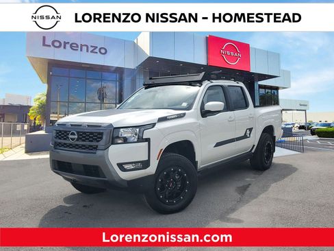 New 2025 Nissan Frontier SV w/ SV Convenience Package image 1