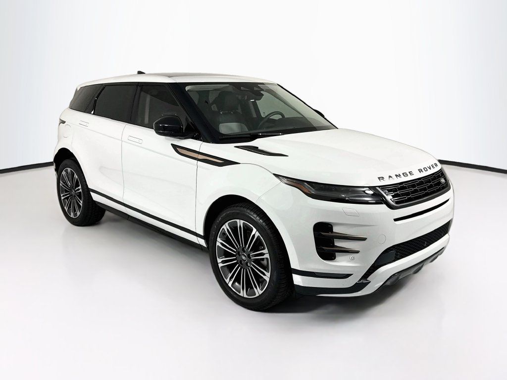 Used 2024 Land Rover Range Rover Evoque Dynamic SE AWD/4WD image 3