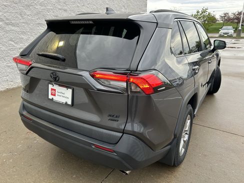 Certified 2022 Toyota RAV4 XLE AWD/4WD image 6