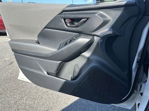 Certified 2025 Subaru Crosstrek 2.0i image 32