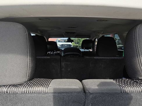 Used 2019 Dodge Journey SE w/ Blacktop Package FWD image 22