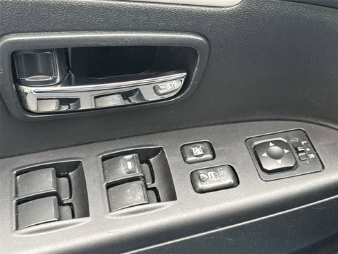 Used 2011 Mitsubishi Outlander Sport SE image 21