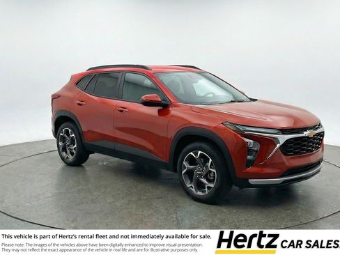 Used 2025 Chevrolet Trax LT w/ LT Convenience Package image 1