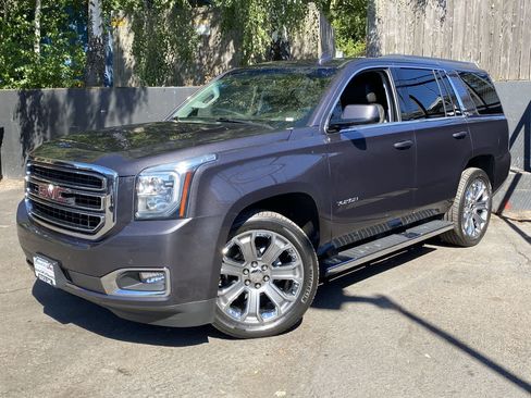 Used 2018 GMC Yukon SLT w/ Open Road Package AWD/4WD image 1