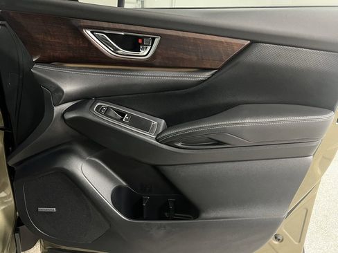 Used 2023 Subaru Ascent Touring image 59