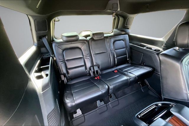 Used 2019 Lincoln Navigator Reserve AWD/4WD image 26