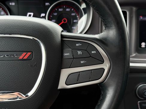 Used 2020 Dodge Charger SXT w/ Leather Interior Group image 35