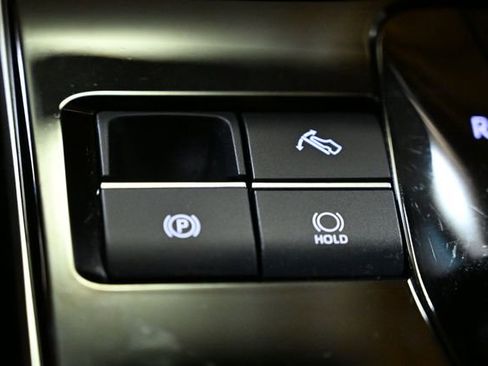 Used 2024 Toyota bZ4X XLE image 29