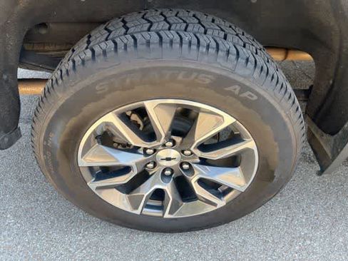 Used 2019 Chevrolet Silverado 1500 RST image 15