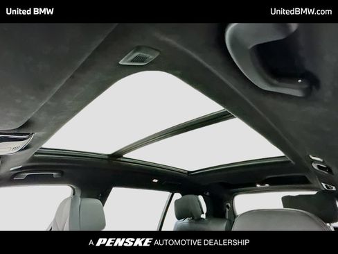 Used 2026 BMW X7 xDrive40i w/ M Sport Package AWD/4WD image 12