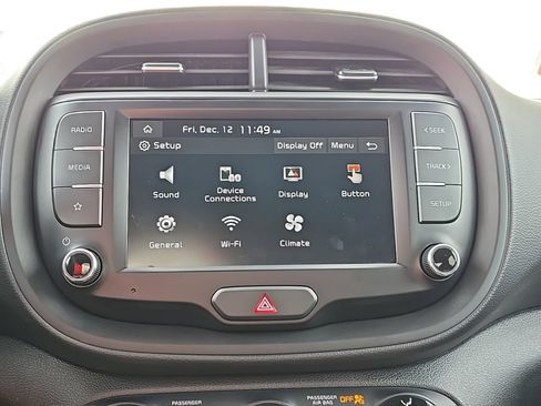 Used 2024 Kia Soul LX w/ Option Group 015 image 16