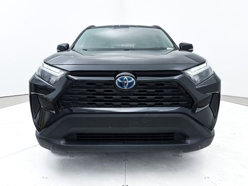 Used 2023 Toyota RAV4 XLE image 13