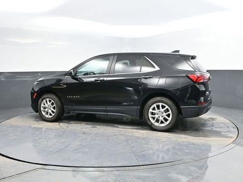Used 2023 Chevrolet Equinox LT image 6