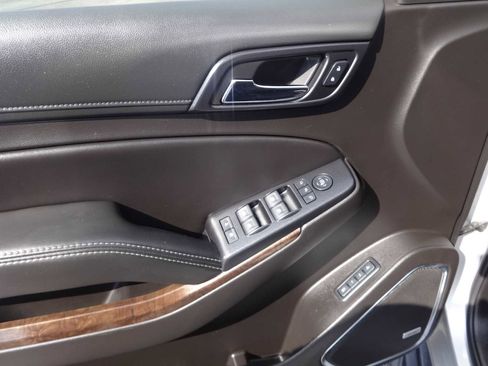 Used 2017 Chevrolet Tahoe LT image 17