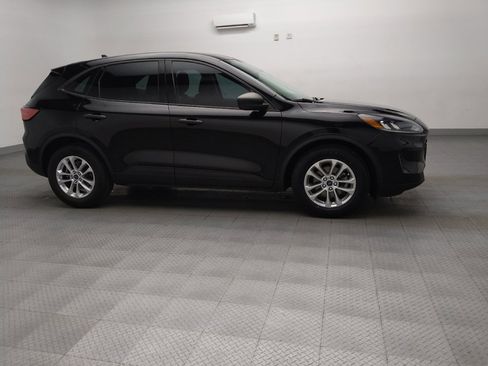 Used 2022 Ford Escape S image 11