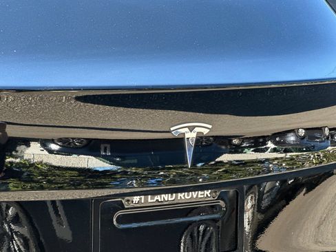 Used 2018 Tesla Model 3 Long Range image 14