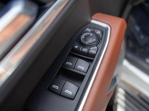 New 2026 GMC Sierra 3500 Denali Ultimate AWD/4WD image 19
