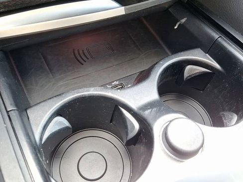 Used 2023 BMW 530i xDrive w/ Convenience Package image 27