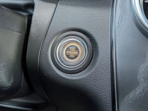 Used 2021 Mercedes-Benz GLC 300 GLC 300 image 21