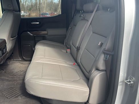 Used 2021 Chevrolet Silverado 1500 LT Trail Boss image 12