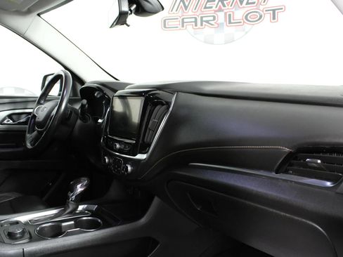 Used 2021 Chevrolet Traverse RS w/ LPO, Floor Liner Package AWD/4WD image 12