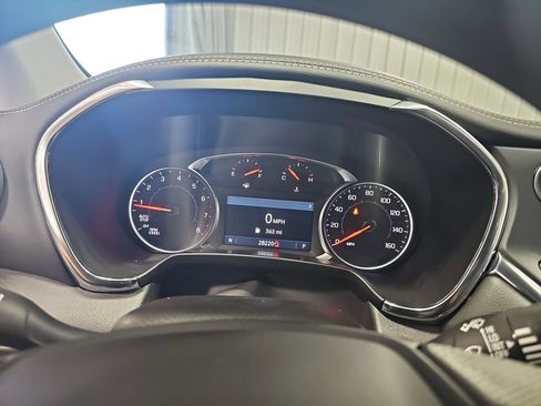 Used 2025 Chevrolet Blazer LT AWD/4WD image 18