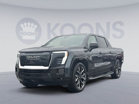 Used 2025 GMC Sierra EV Denali image 1