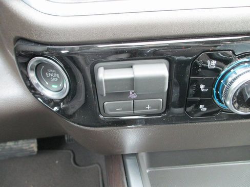 New 2026 GMC Sierra 1500 SLT w/ SLT Premium Plus Package image 20