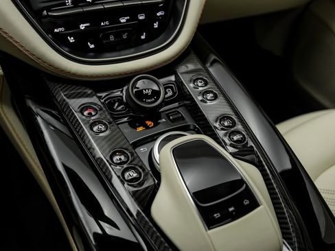 Used 2023 Aston Martin DBX 707 AWD/4WD image 28