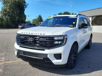 Used 2025 Ford Expedition Platinum w/ Stealth Appearance Package