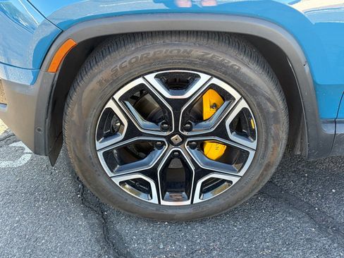 Used 2022 Rivian R1T Adventure AWD/4WD image 7