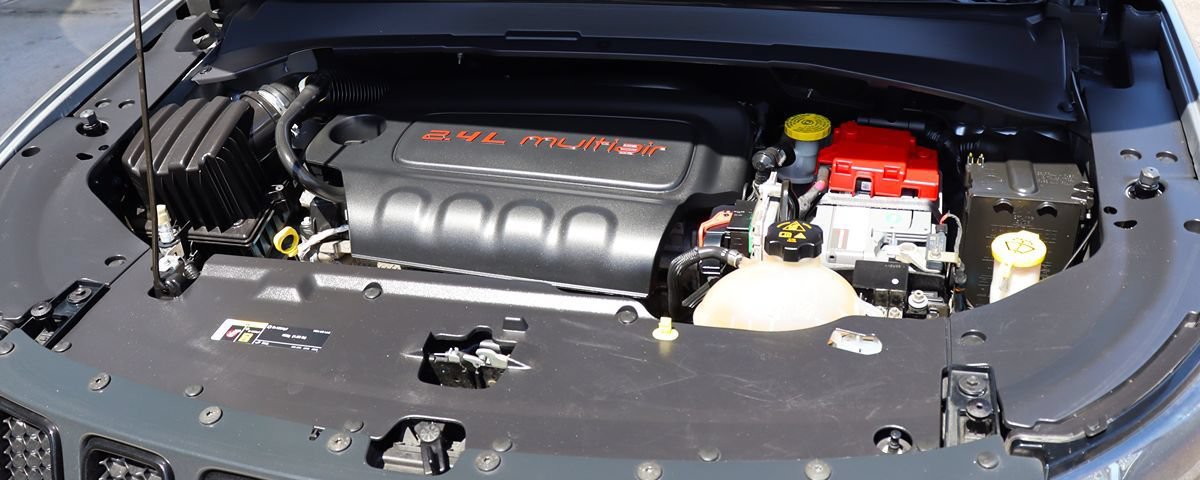 Used 2020 Jeep Compass Latitude FWD image 57